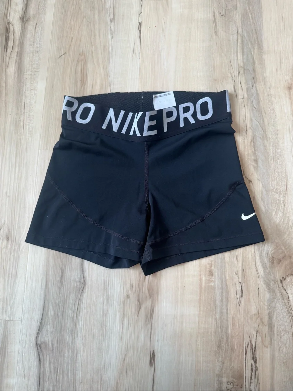 NIKE Pro Women’s Black Performance Shorts